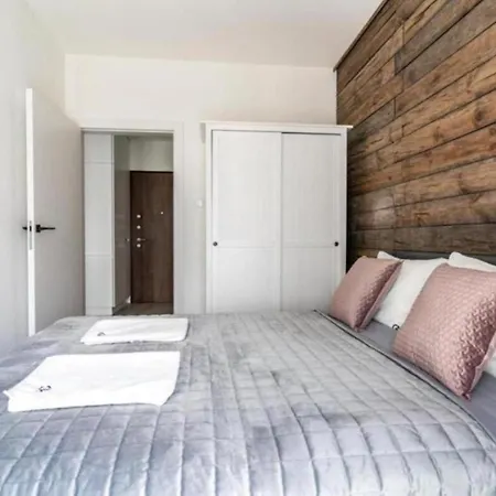 Golden Apartments- Mennica Residence, 1-bedroom In Center #306 Warsaw