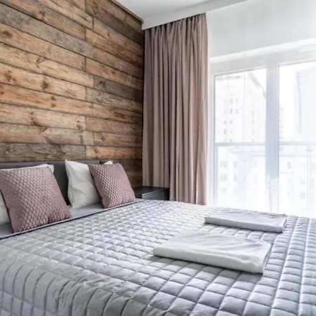 Golden Apartments- Mennica Residence, 1-bedroom In Center #306